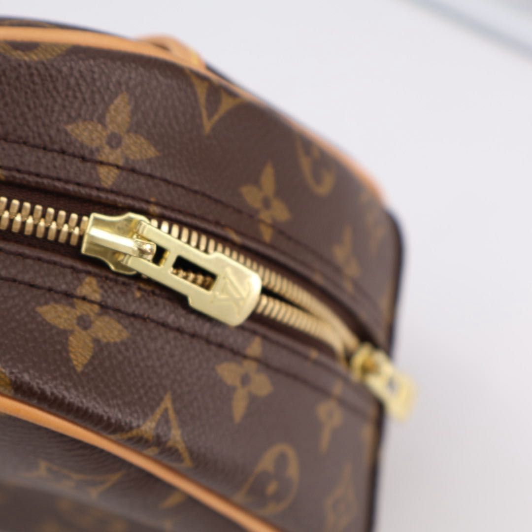 Handbag Louis Vuitton