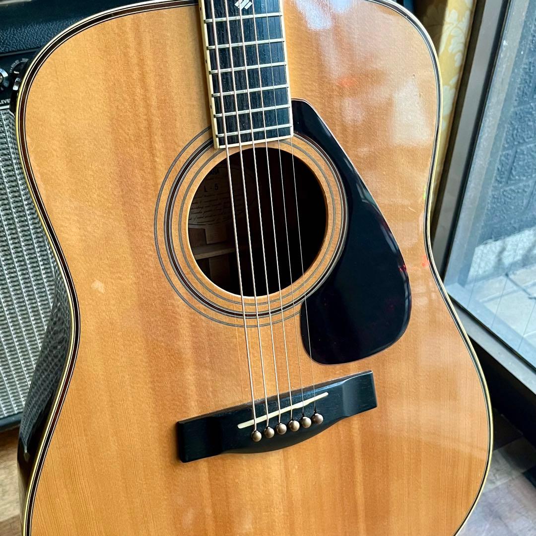 Yamaha Acoustic Guitar L5