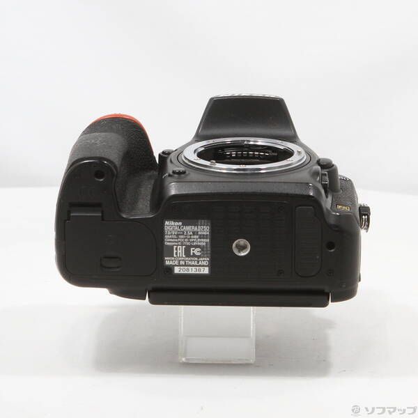 Nikon Digital Slr D750 344