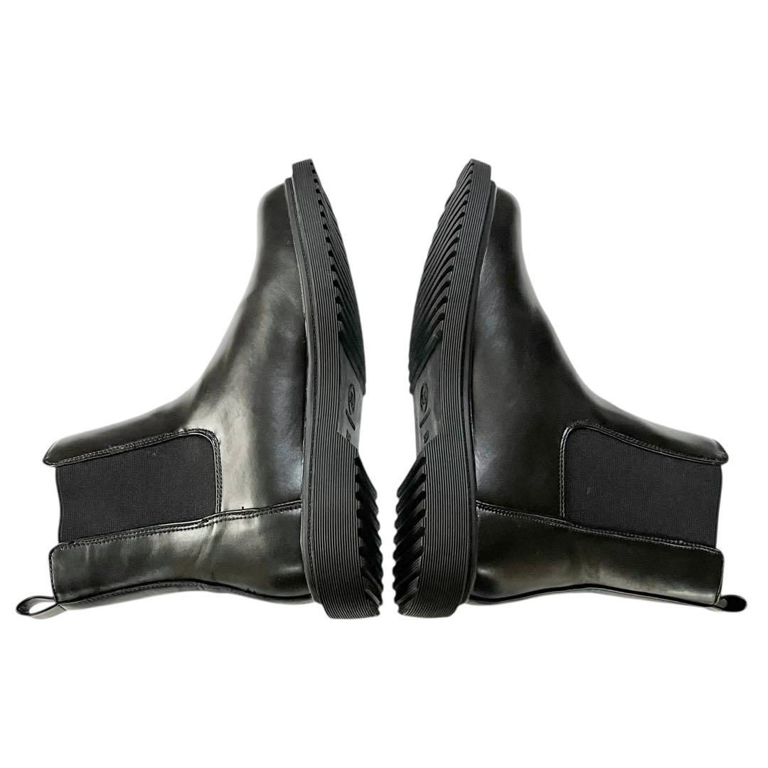 Gu Chelsea Boots