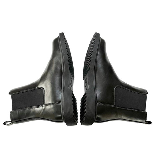 Gu Chelsea Boots