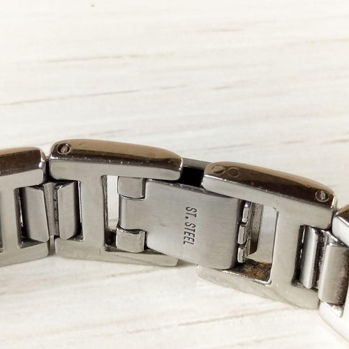 Yves Saint Laurent Quartz Watches 2200-229789