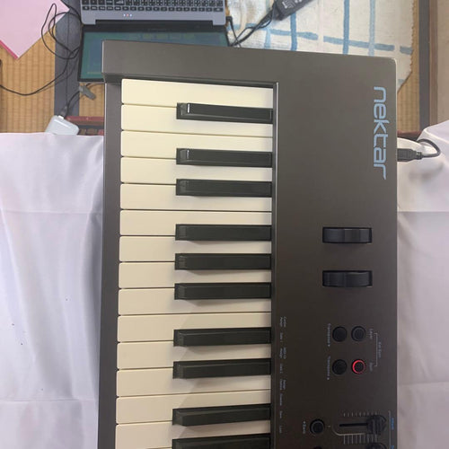 Midi Keyboard Pad Nektar Impact Lx88