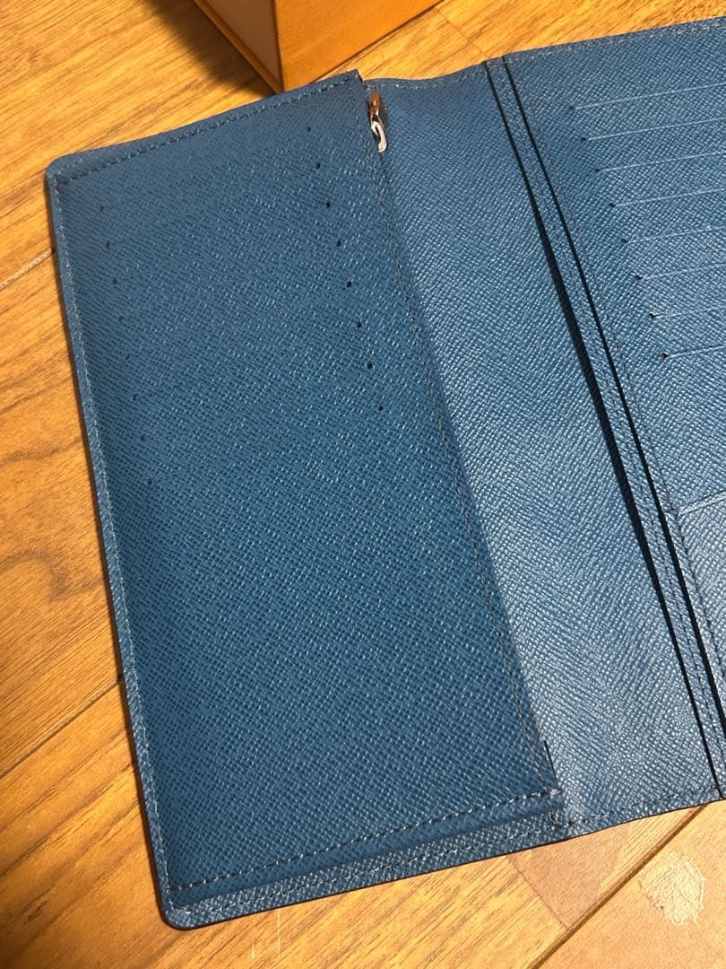 Louis Vuitton Bifold Wallets