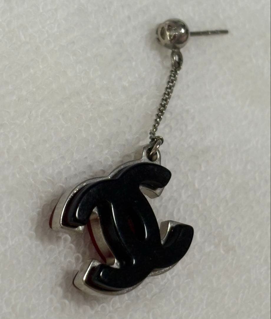 Earrings (Single)