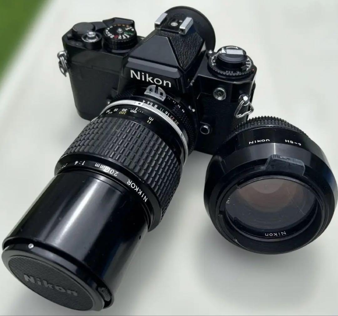 Nikon Slr Camera (Film) Fe Nikkor 200Mm50Mm 1.4
