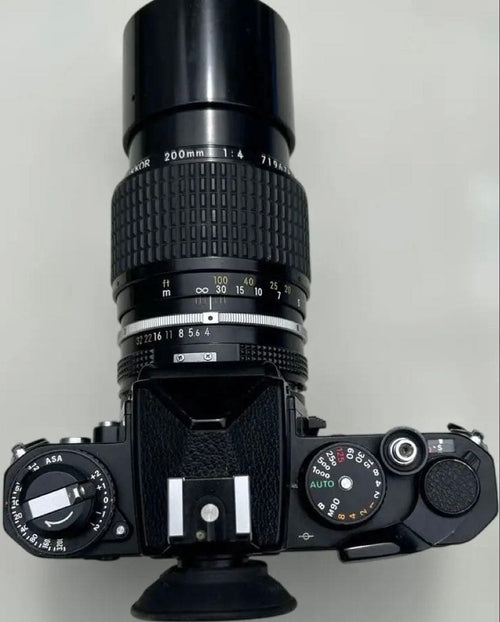 Nikon Slr Camera (Film) Fe Nikkor 200Mm50Mm 1.4