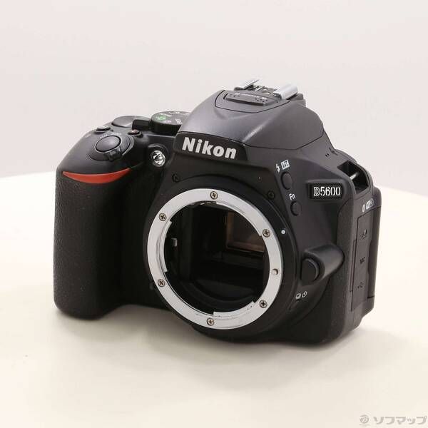 Nikon Digital Slr D5600 352