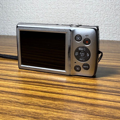 Canon Compact Digital Camera Ixy 200