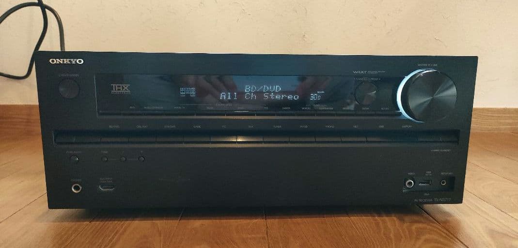 Onkyo Av Amplifiers Tx-Nr717