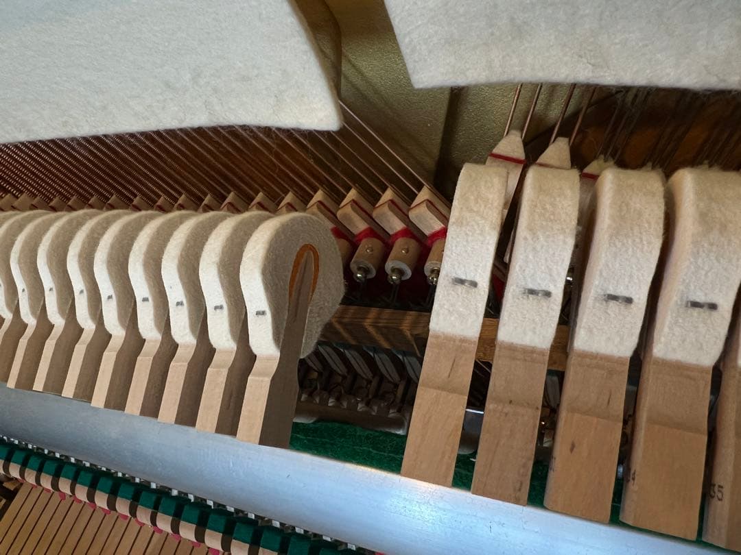 Yamaha Upright Pianos Mc10A 4