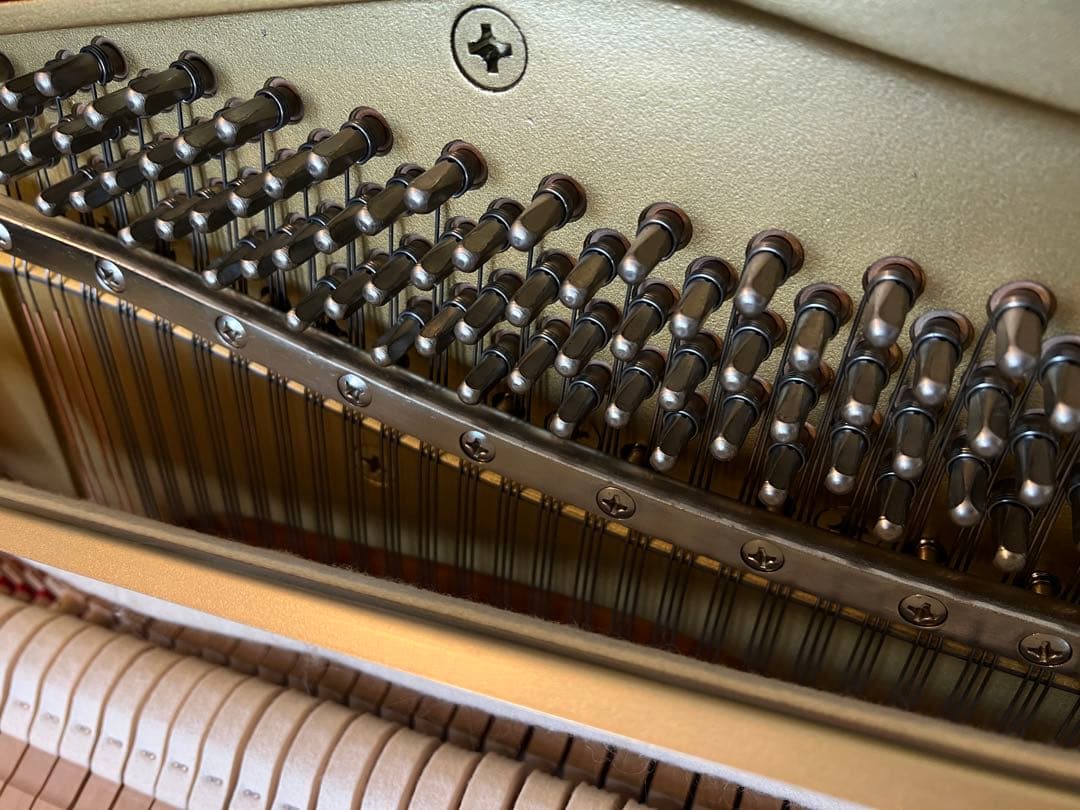 Yamaha Upright Pianos Mc10A 4