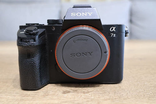 Sony Mirrorless Interchangeable Lens Cameras 7 Ilce-7M2