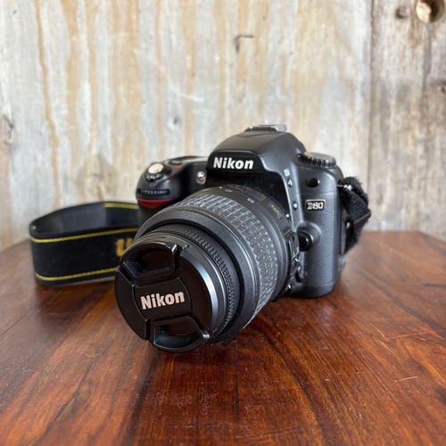 Nikon Digital Slr D80 18-55Mm