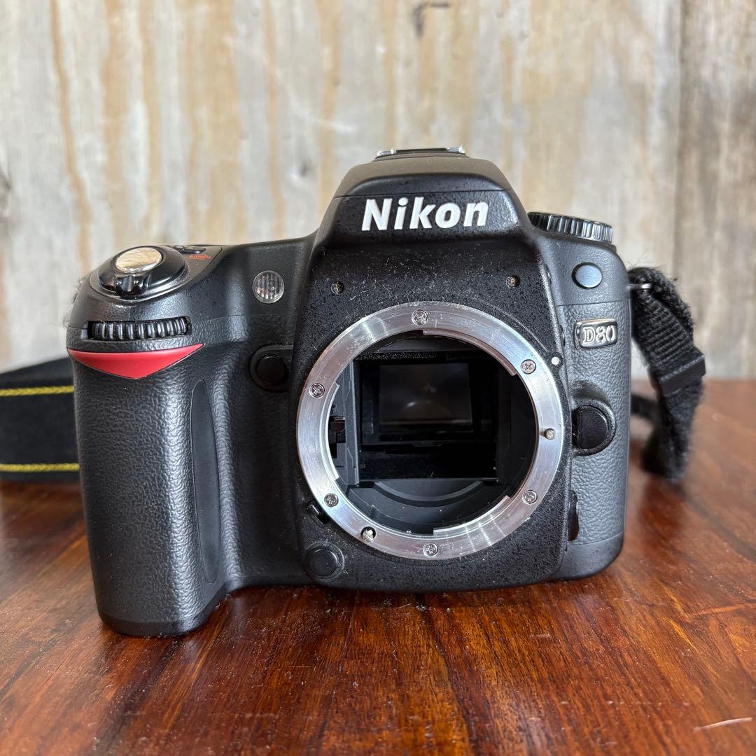 Nikon Digital Slr D80 18-55Mm