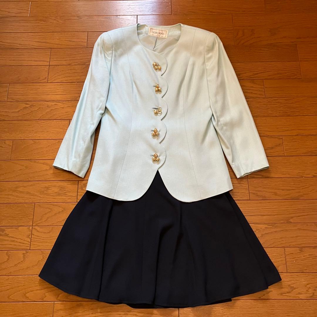 Leica Skirt Outfits Deborah M