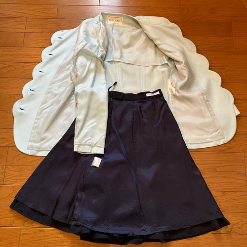 Leica Skirt Outfits Deborah M