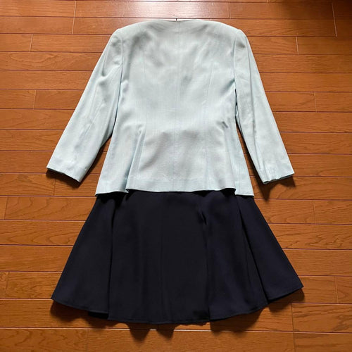 Leica Skirt Outfits Deborah M