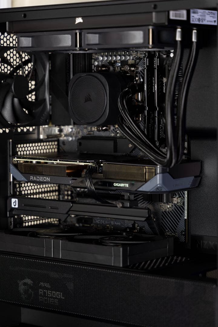 Gaming Desktops Pc Ryzen 7 7700X Ddr5 32Gb 1Tb