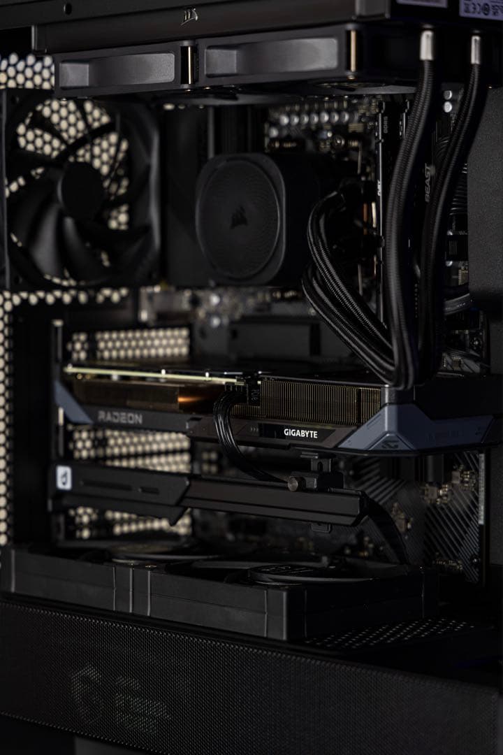 Gaming Desktops Pc Ryzen 7 7700X Ddr5 32Gb 1Tb