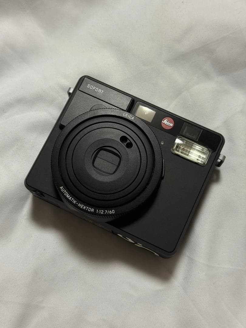 Leica Compact Camera (Film) Sofort 19111