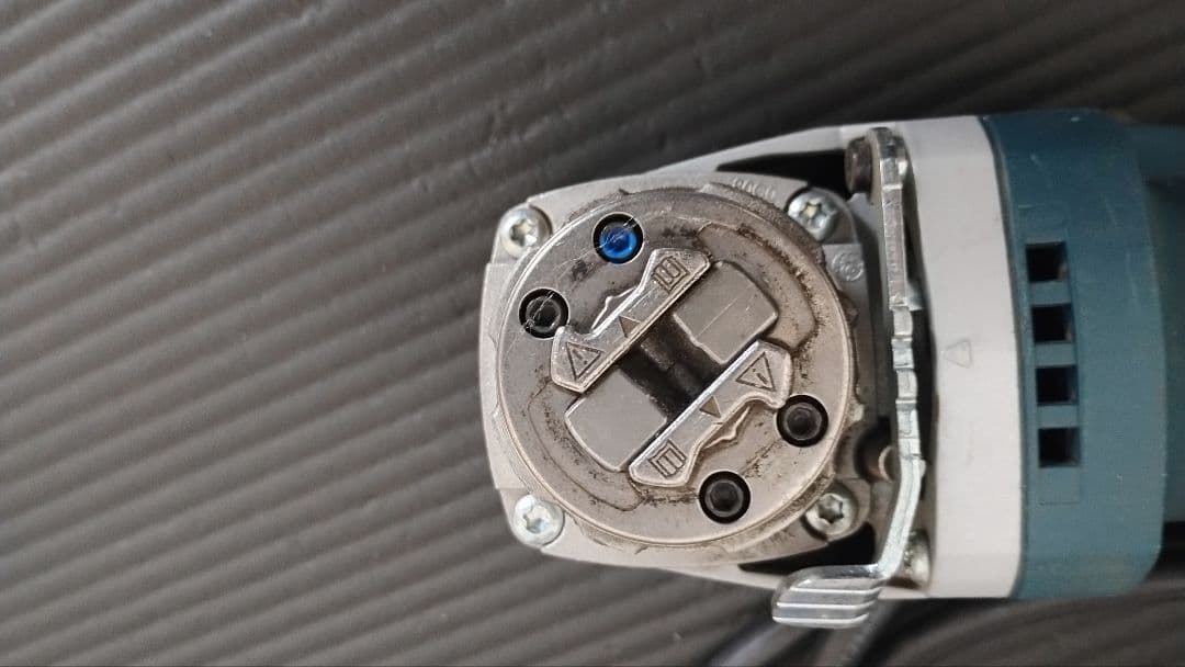 Bosch Grinder Professional X-Lock