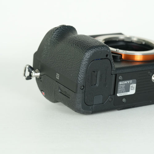 Sony Mirrorless Interchangeable Lips 4,810 7S Ii Ilce-7Sm2 E