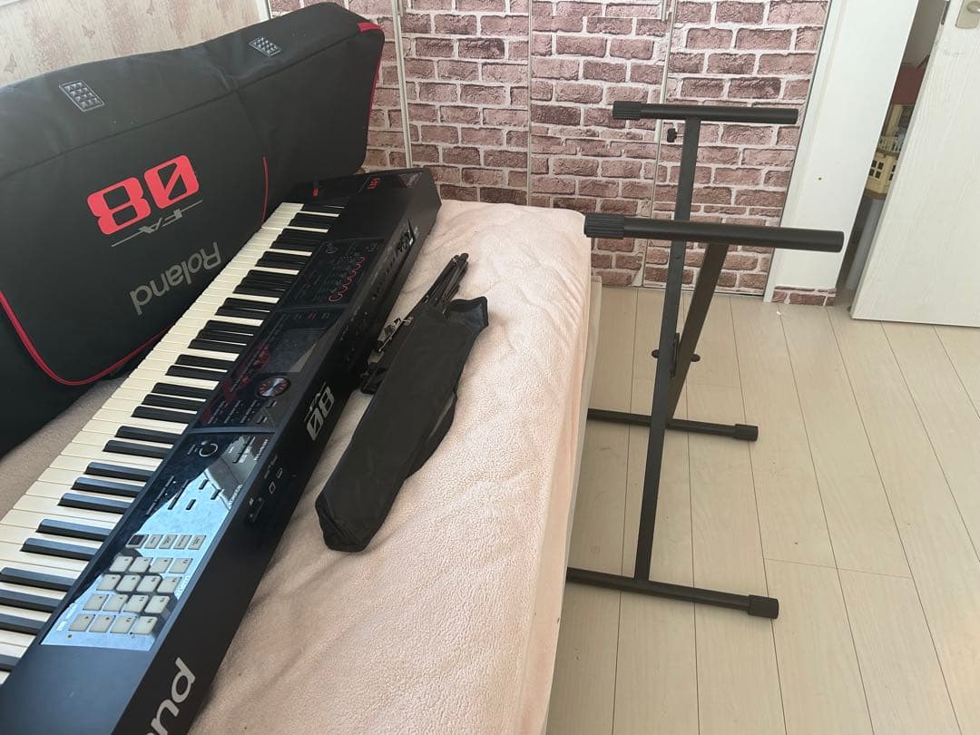 Roland Keyboards Digital Pianos