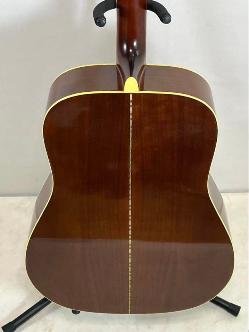 Yamaha Acoustic Guitars Fg300D