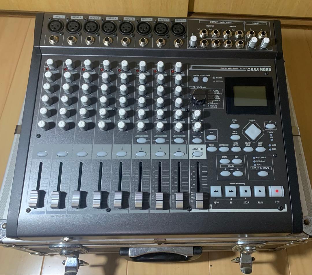 Korg Multitrack Recorders D888