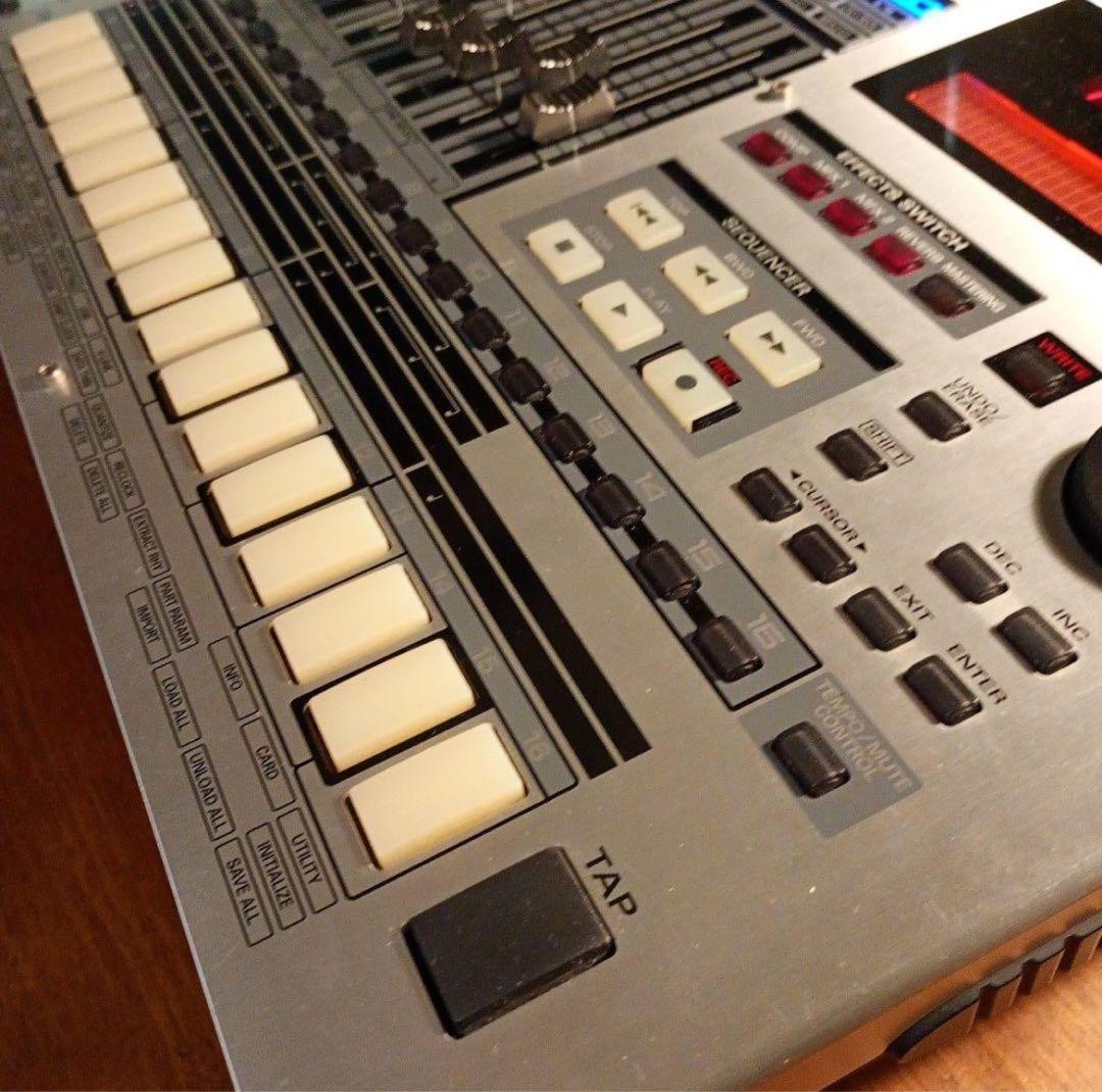 Roland Other Mc-808 Groovebox