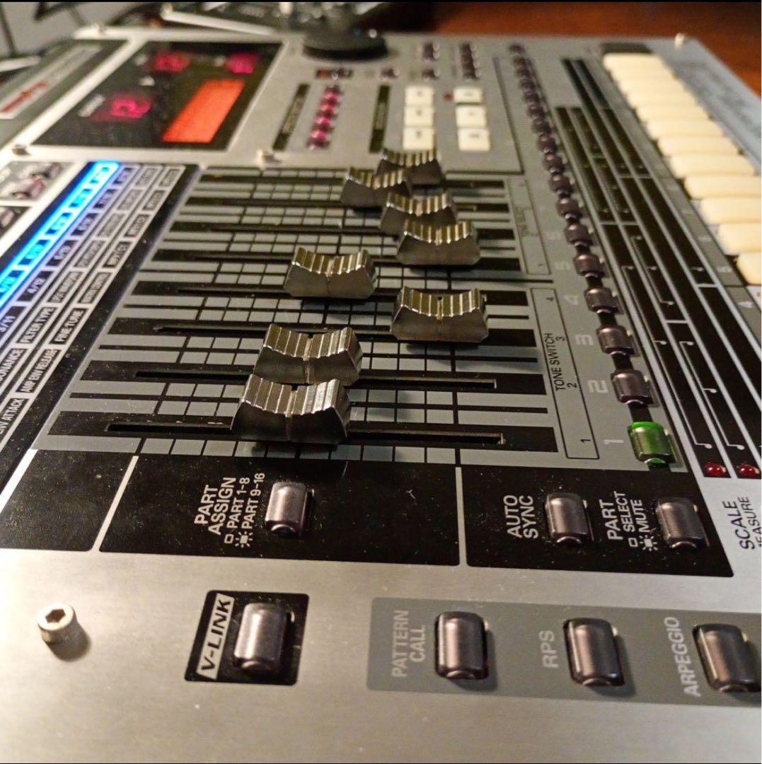 Roland Other Mc-808 Groovebox