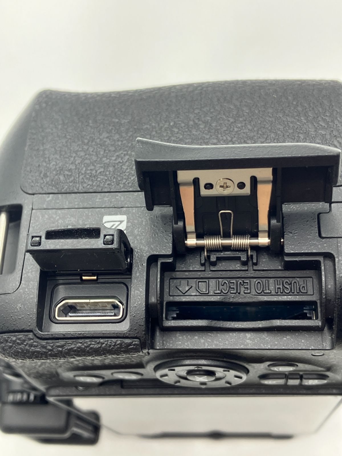 Digital Slr Nikon D5600 Af-P Dx Nikkor 18-55Mm F3.5-5.6G Vr