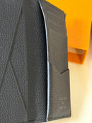 Louis Vuitton Card Cases M14928