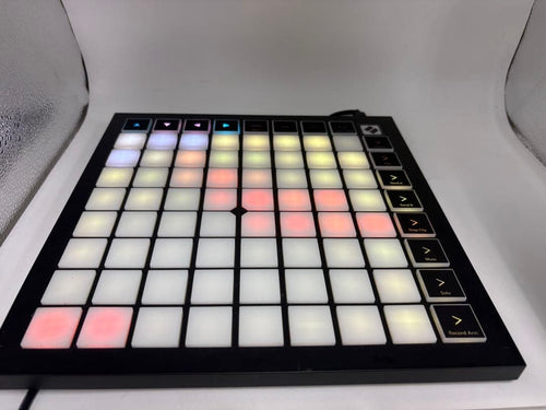 Midi Keyboards Pads Novation Launchpad X