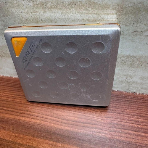 Kenwood Portable Md Player Dmc-P33 1259
