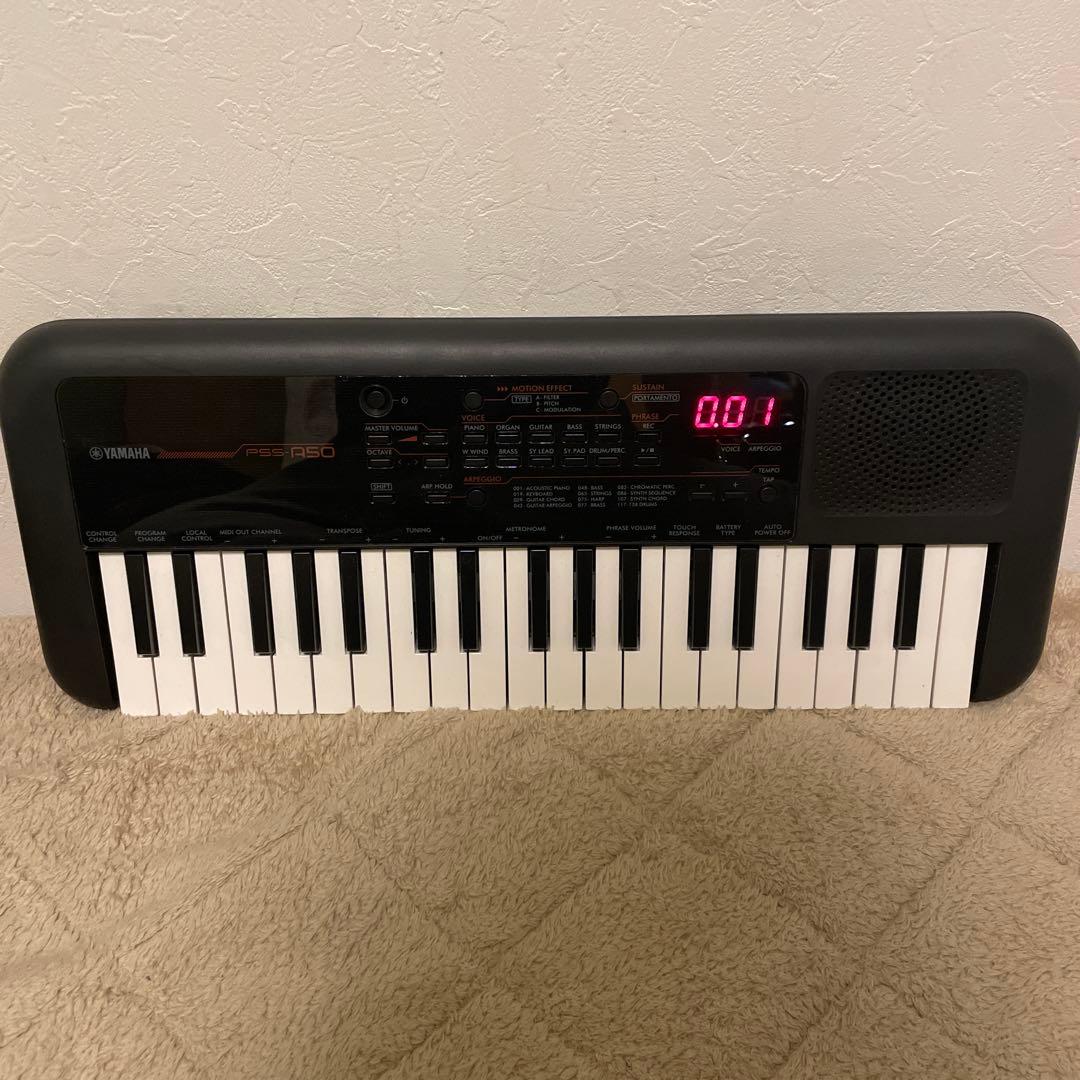 Yamaha Keyboard Electronic Piano Pss-F30 37