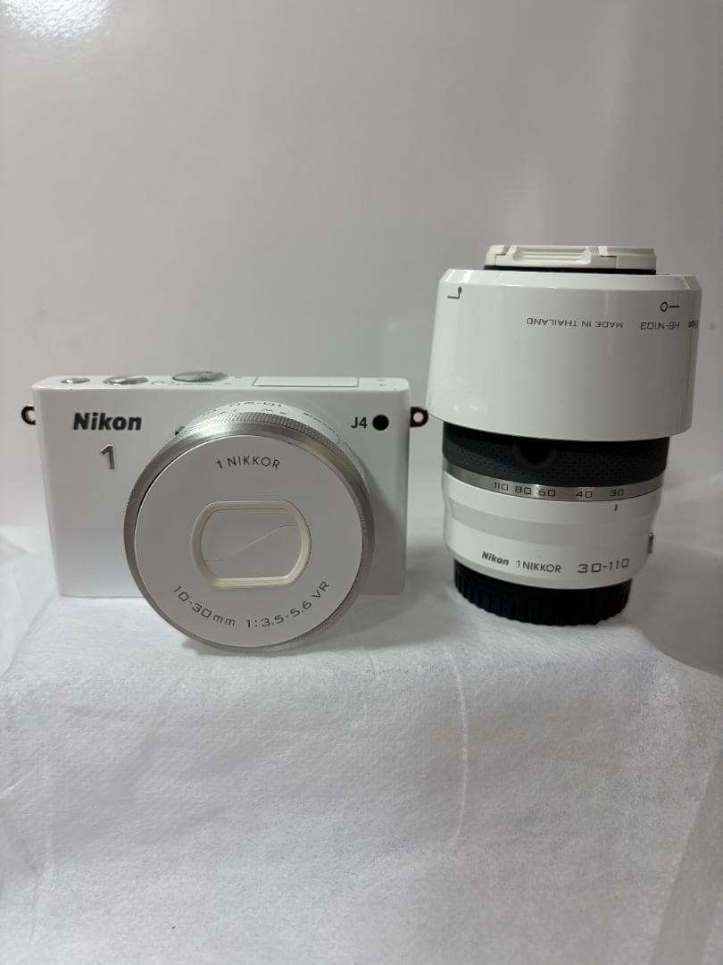 Nikon Mirrorless Interchangeable Lens Cameras 1 J4