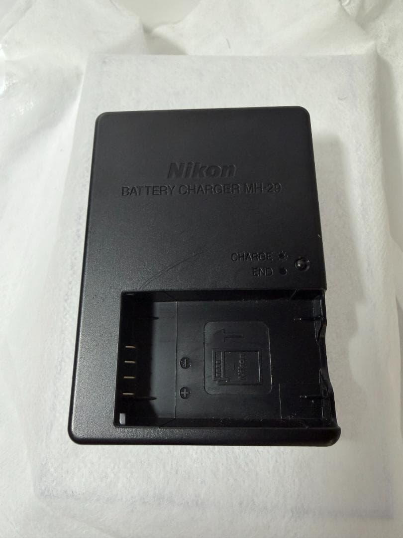 Nikon Mirrorless Interchangeable Lens Cameras 1 J4