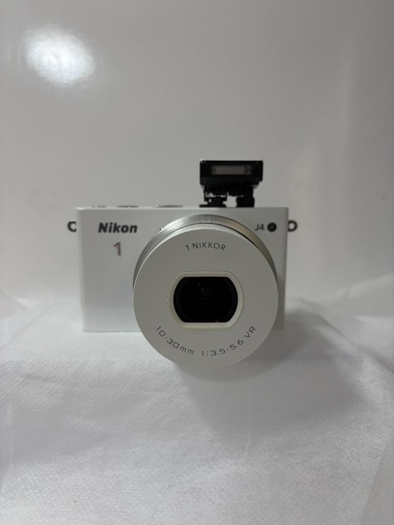 Nikon Mirrorless Interchangeable Lens Cameras 1 J4