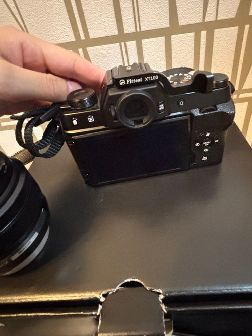 Mirrorless Interchangeable Lens Cameras 8/7 Fujifilm X-T100
