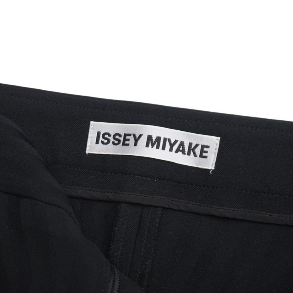 Issey Miyake Others 1 20250623/Ra5249