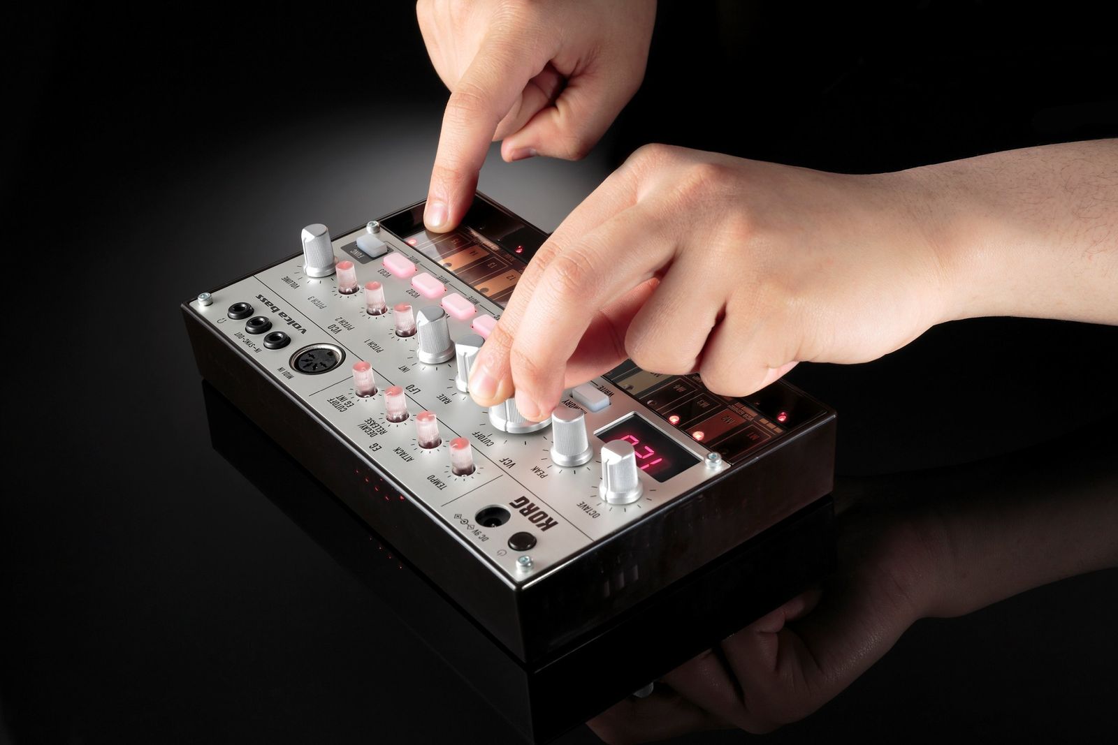 Base Effector Korg Volca Bass 16