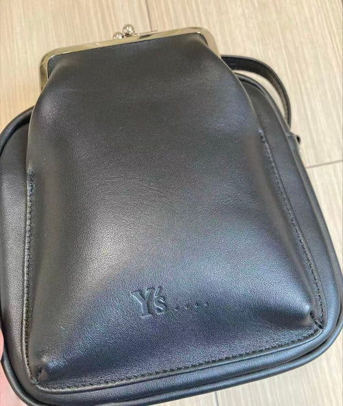Shoulder Bags Yohji Yamamoto Cow Leather Metal Clasp