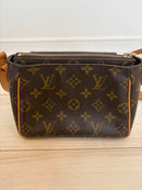 Louis Vuitton Shoulder Bags