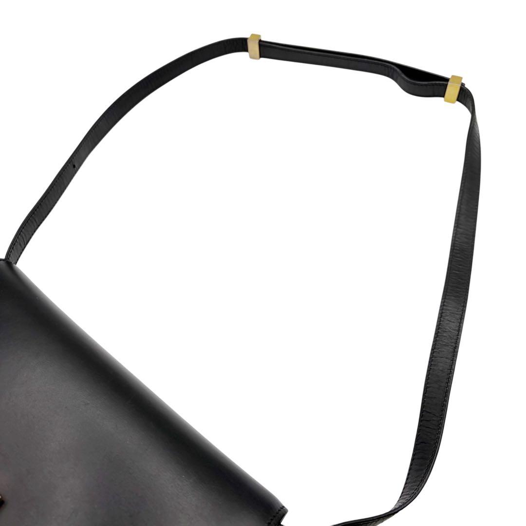 Celine Shoulder Bags
