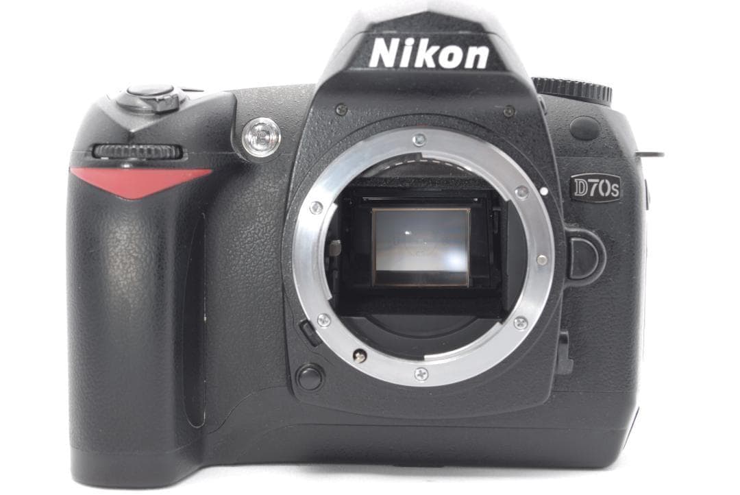 Nikon Digital Slrs Cf D70S 2