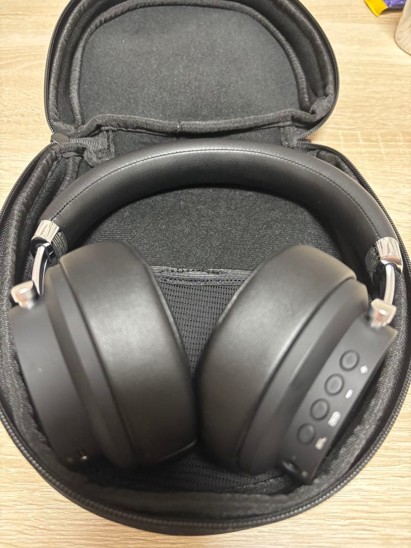 Onkyo Wireless Headphones
