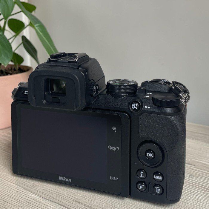 Nikon Mirrorless Interchangeable Lips Z50Wz