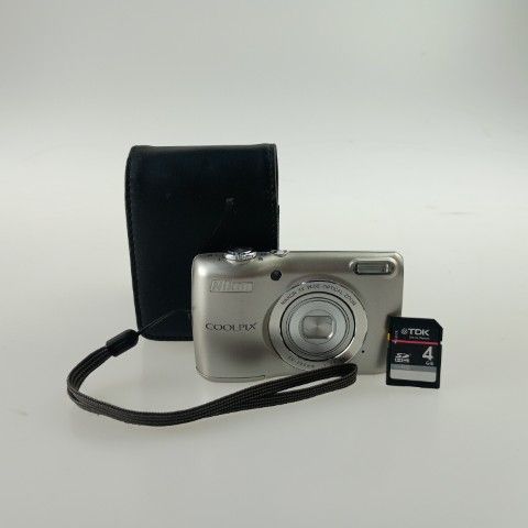 Nikon Compact Digital Camera Coolpix L26 Silver